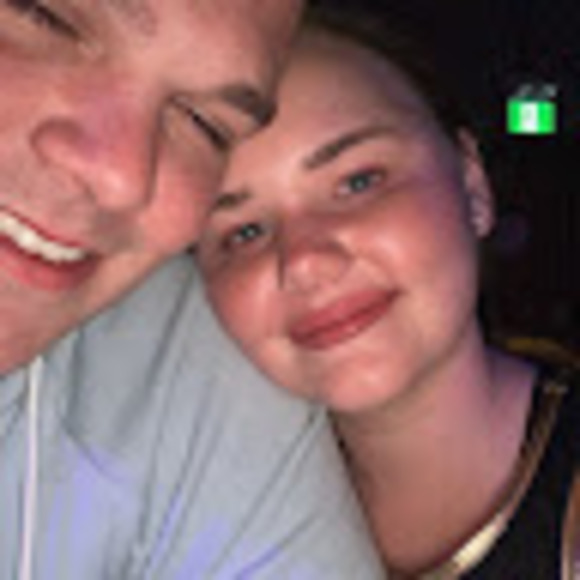 Meet your Posher, Jen - Picture 1 of 1